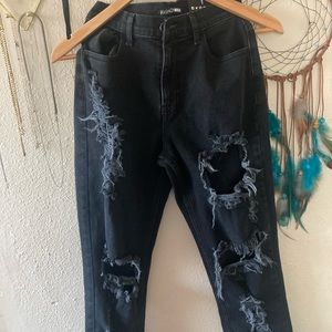 Fashion nova cropped jeans